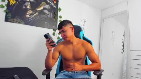 Oliver bray online show from March 10, 4:25 pm