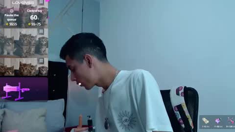 Oliver  Smith online show from January 17, 4:59 pm