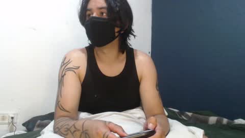 oliver_laid_2023 online show from December 7, 6:37 pm