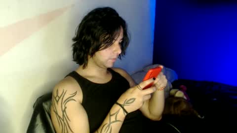 oliver_laid_2023 online show from January 19, 4:14 pm