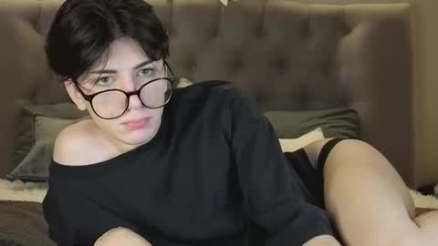 oliver online show from January 12, 5:00 am