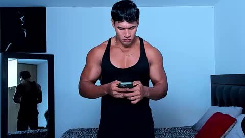 oliver_tommy online show from January 16, 11:35 am