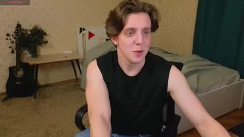 Oliver Evans online show from November 19, 12:32 am