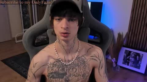 oliverrgroove online show from December 19, 3:42 pm