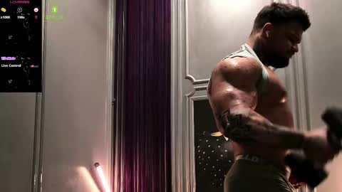 OliverSport online show from March 25, 4:00 pm