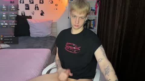 oliver online show from November 13, 2:33 pm