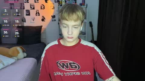 Snapshot of olivertasty chatting on October 14, 4:47 pm oliver online show from October 14, 4:47 pm