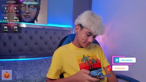 Oliver online show from October 5, 2:43 pm