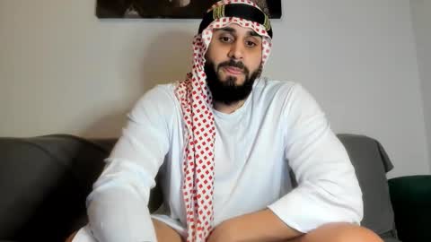 Omar online show from November 9, 9:41 pm