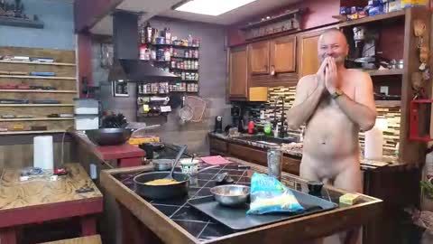 Norm online show from January 10, 8:33 pm