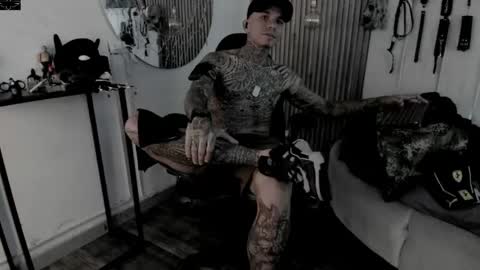     ... online show from April 16, 8:20 pm