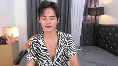 one_and_only_me04 online show from May 17, 12:56 pm