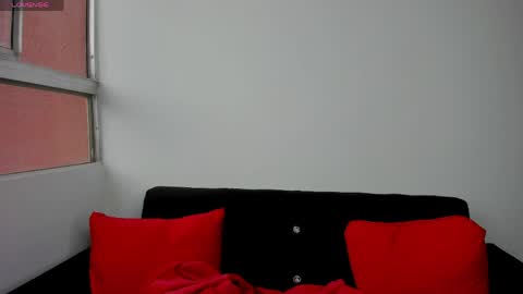 onion_knight420 online show from April 30, 10:47 pm