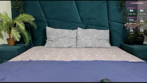 Snapshot of only_eric chatting on February 26, 8:20 pm Erick online show from February 26, 8:20 pm