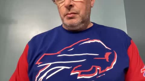 Snapshot of onthedlhere chatting on January 6, 10:26 pm onthedlhere online show from January 6, 10:26 pm