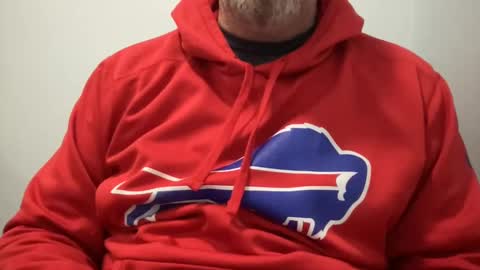 Snapshot of onthedlhere chatting on February 4, 3:47 pm onthedlhere online show from February 4, 3:47 pm