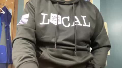 Snapshot of onthedlhere chatting on December 24, 12:33 am onthedlhere online show from December 24, 12:33 am