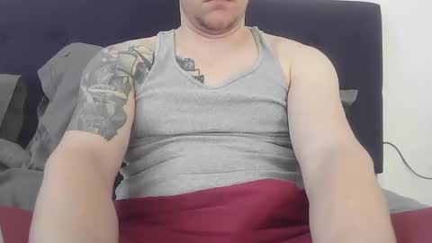 Snapshot of open_torequest chatting on February 28, 9:33 pm open_torequest online show from February 28, 9:33 pm