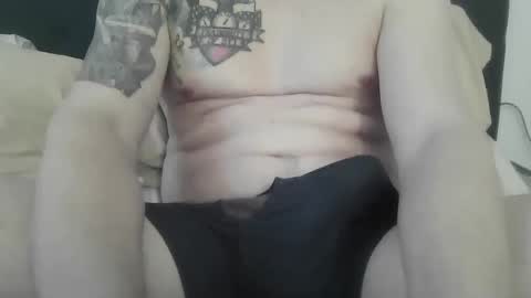 Snapshot of open_torequest chatting on January 23, 10:22 pm open_torequest online show from January 23, 10:22 pm