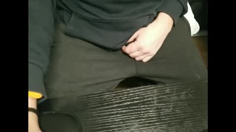 orgasmgiver9090 online show from December 13, 10:05 pm