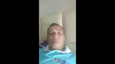 orlqndo_1979 online show from April 2, 3:04 am