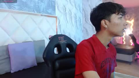 osamu_tay online show from January 15, 3:14 pm