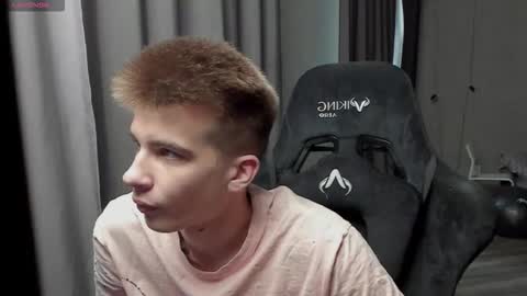 oscar_big_dick online show from January 16, 9:34 am