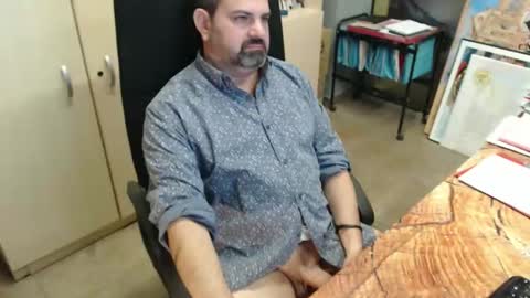 Snapshot of oscar_msng chatting on December 19, 5:50 pm Oscar online show from December 19, 5:50 pm