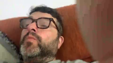 oscarbcncat online show from July 21, 9:44 am