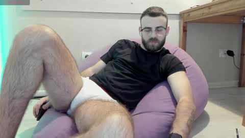 Snapshot of otishairy chatting on January 11, 9:36 pm Otis online show from January 11, 9:36 pm