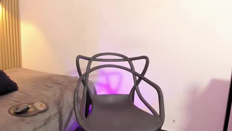 Otto Andrew online show from February 13, 8:25 pm