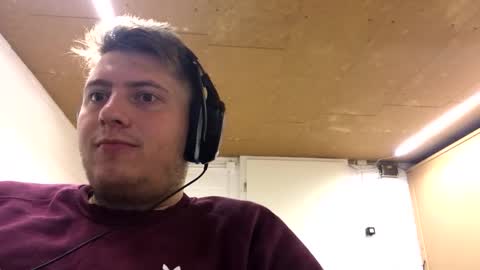 outflayd online show from October 21, 11:02 am