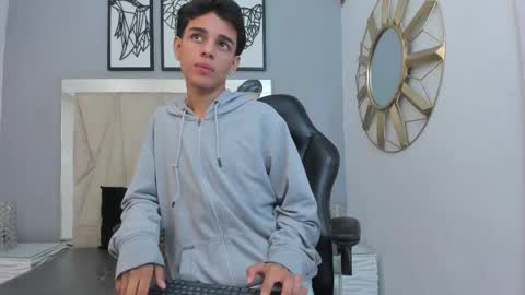 Owen Johnson online show from September 19, 11:54 am