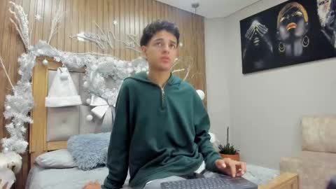 Owen Johnson online show from December 22, 12:35 pm