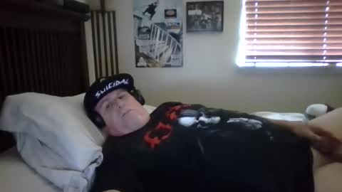 panos online show from April 7, 5:46 pm