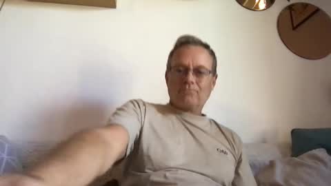 papa_show online show from November 4, 9:43 am