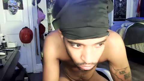Snapshot of papian0 chatting on September 21, 3:39 am papian0 online show from September 21, 3:39 am