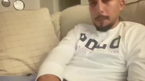 papicubano_guapo23cm online show from May 31, 7:53 am