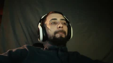 papiqfue online show from January 5, 2:49 am