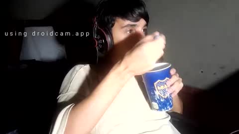 Lau online show from March 10, 7:33 am