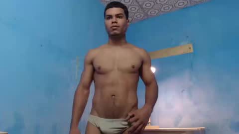 papiyosue online show from September 9, 1:32 pm