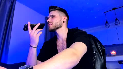 Paris online show from December 26, 8:11 pm