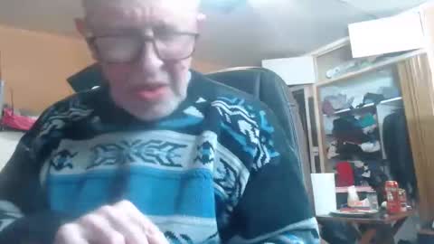 Snapshot of pascal88881 chatting on December 30, 6:05 pm pascal88881 online show from December 30, 6:05 pm