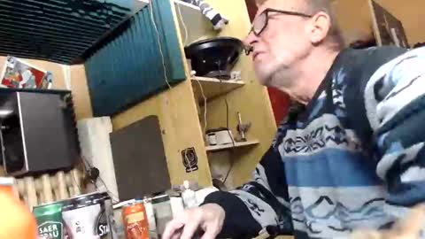 Snapshot of pascal88881 chatting on December 2, 1:44 pm pascal88881 online show from December 2, 1:44 pm