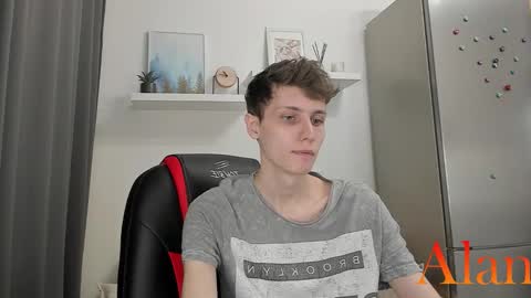 Alan online show from October 6, 3:38 pm