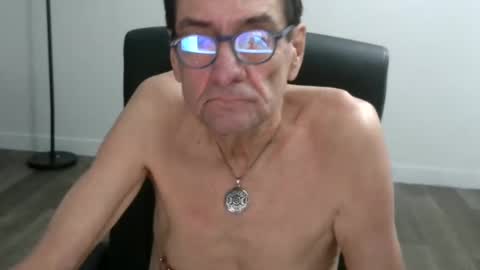 Bob online show from November 15, 3:47 pm