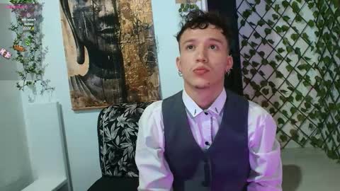     online show from November 12, 5:02 am