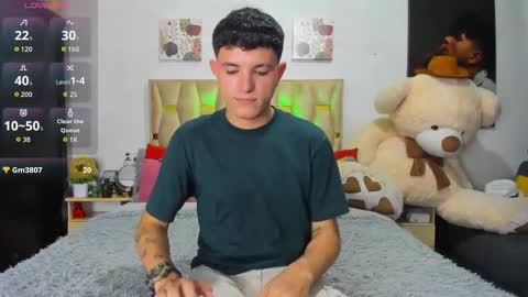Snapshot of patrick_sanzz chatting on September 26, 9:23 pm patrick online show from September 26, 9:23 pm