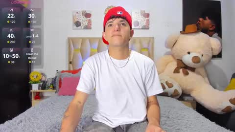 Snapshot of patrick_sanzz chatting on September 19, 11:37 pm patrick online show from September 19, 11:37 pm