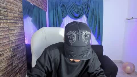 Paul online show from November 11, 3:00 am